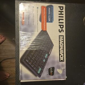 Philips Magnavox Wireless Keyboard